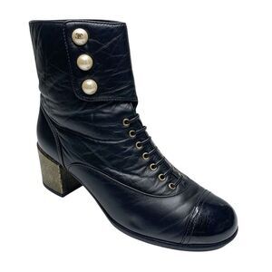 Chanel Interlocking C Lace Up Pearl Calfskin Leather Ankle Boot EU 37.5 US 6.5-7